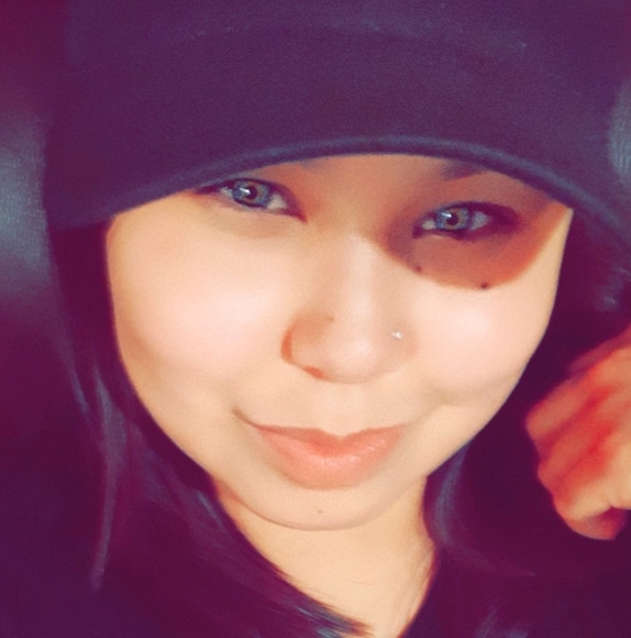 Meet your Posher, Felicia - Picture 1 of 1